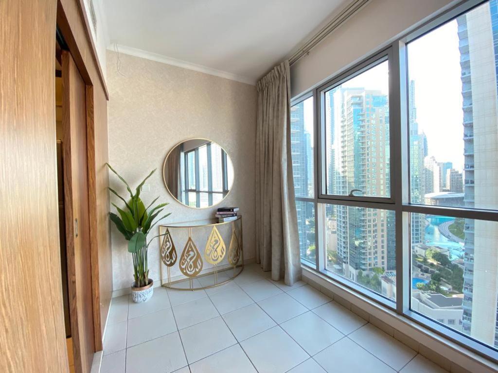 Durrani Homes - The Residences 5Br Besides Dubai Mall With Burjkhalifa And Fountain View Екстер'єр фото